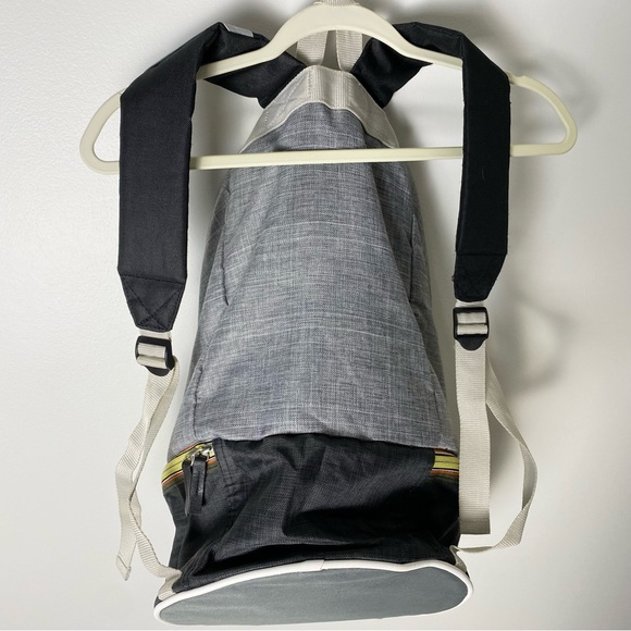 Fitkicks Throwback Backpack Daypack Bag Grey Black Travel Storage Compartment - Picture 6 of 12